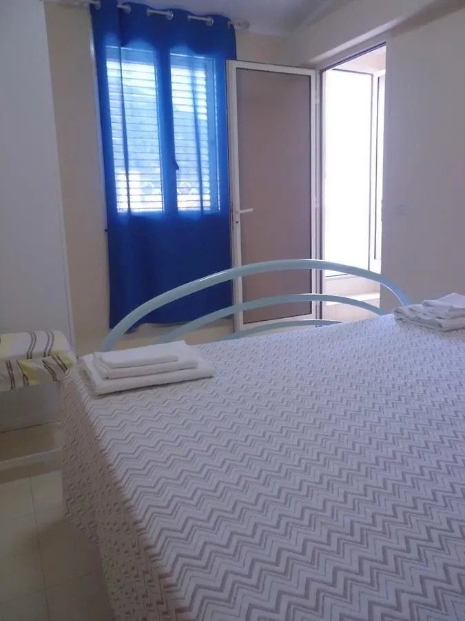 Lejlighed Appartamenti Teulada Di Laura